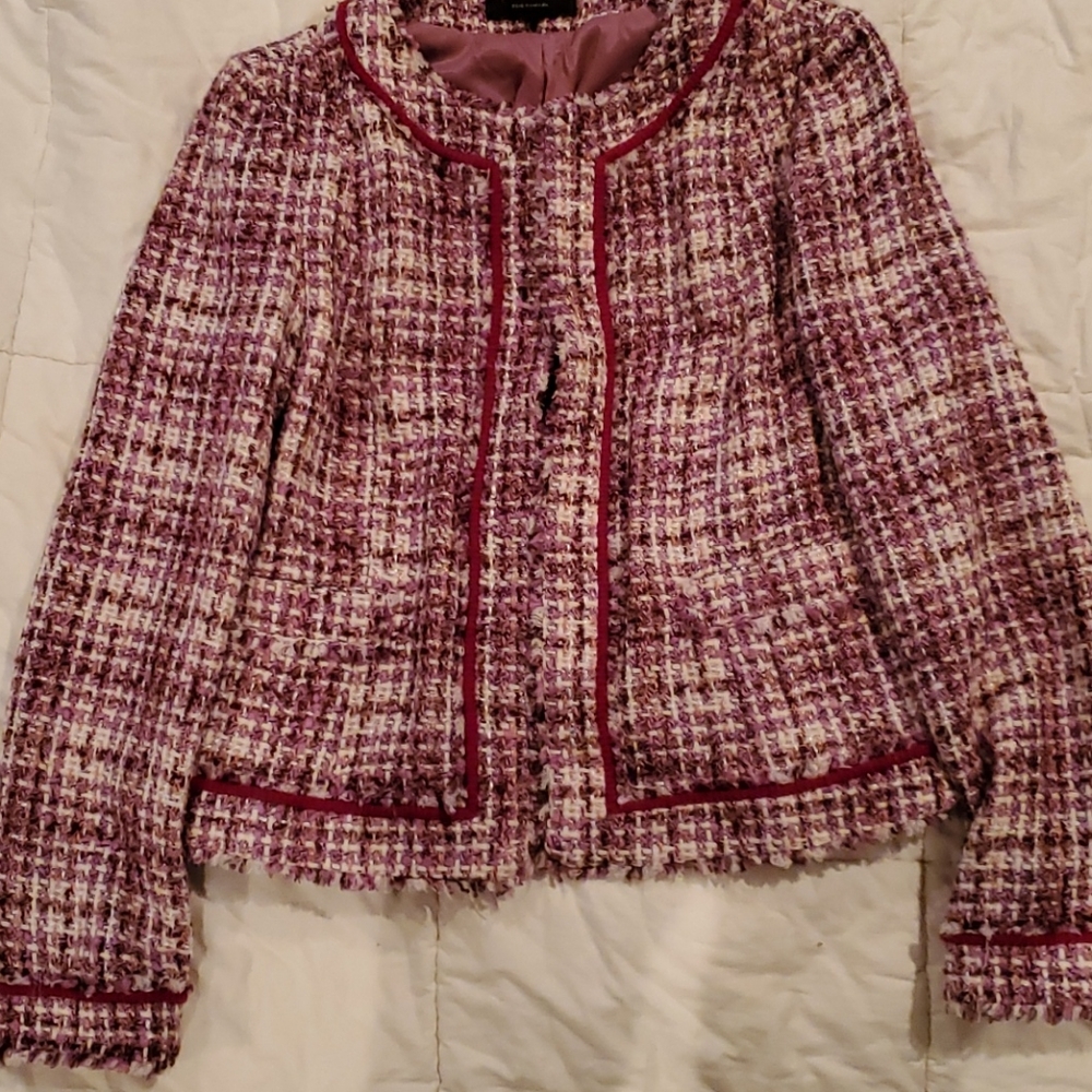 Multiple color blazer by Elie Tahari size 8